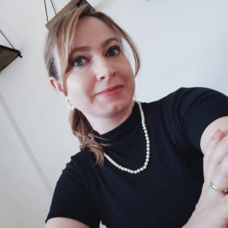 Teresa Pinheiro Teresa Pinheiro